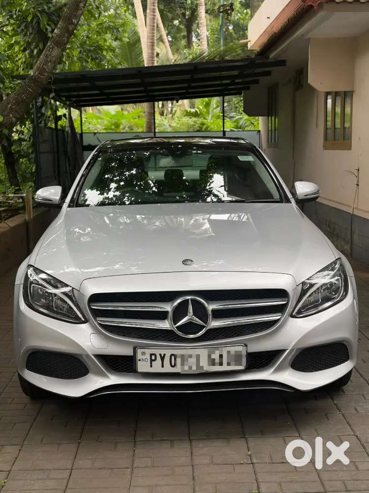 Mercedes-benz C-class 2016 Diesel 60497 Km Driven