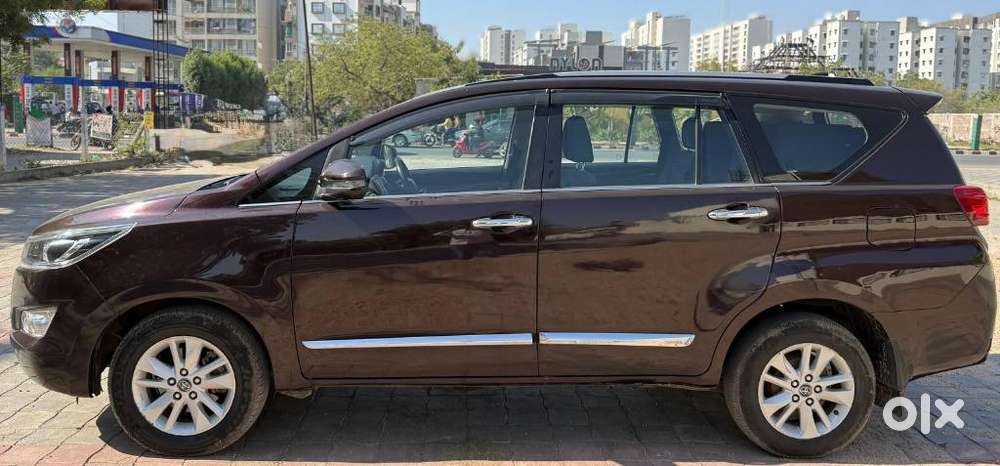 Toyota Innova Crysta