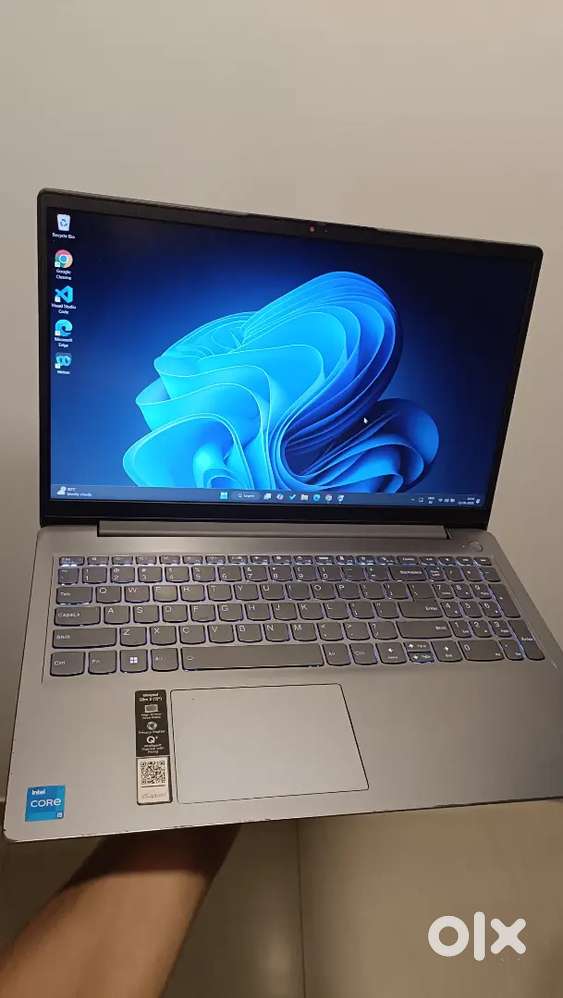 Lenovo IdeaPad 3 15.6 (Intel Core i5 11th Gen / 8GB RAM / 512GB SSD)