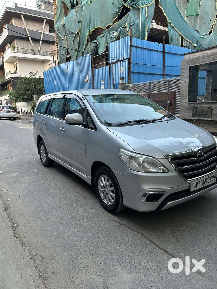 Toyota Innova 2.5 Vx 8 Str Bs-iii, 2014, Diesel