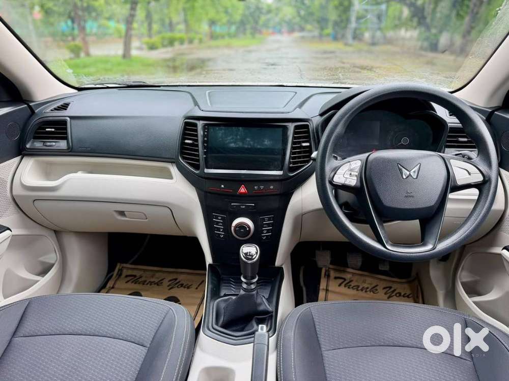 Mahindra Xuv300 W6, 2024, Petrol