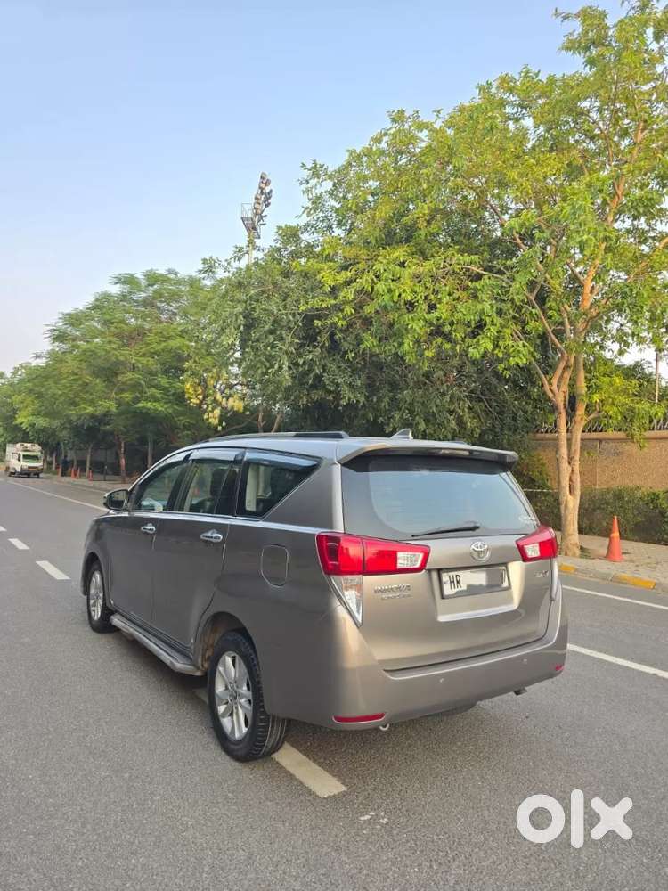 Toyota Innova Crysta [2020-ongoing] 2.4 Vx 7 Str, 2017, Diesel