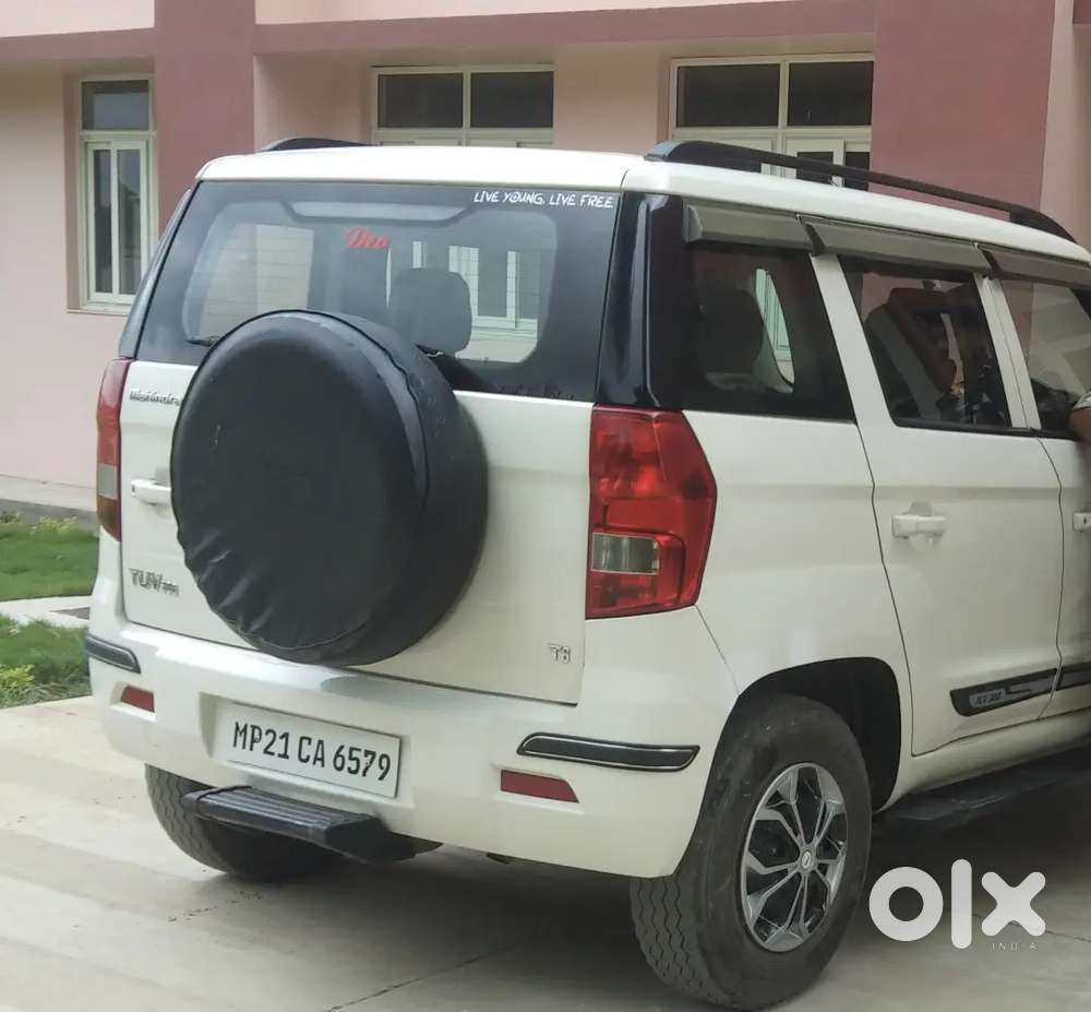Mahindra Tuv 300 2017 Diesel 90000 Km Driven