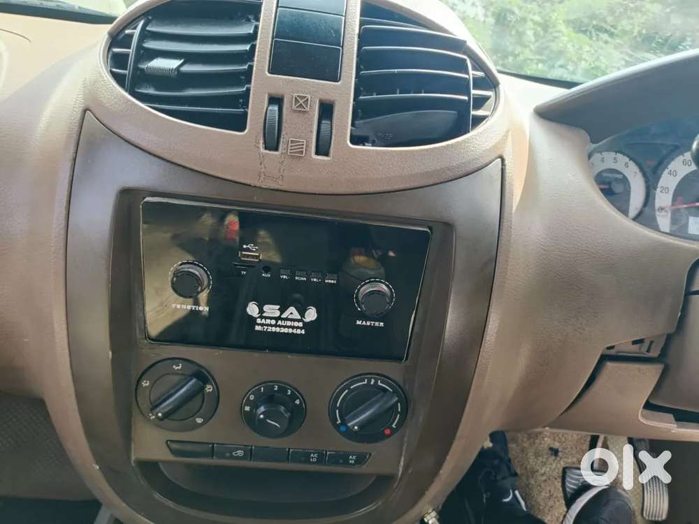 Mahindra Quanto C8, 2013, Diesel