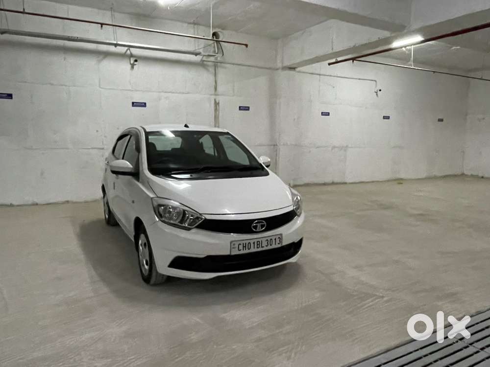 Tata Tiago Petrol 2017
