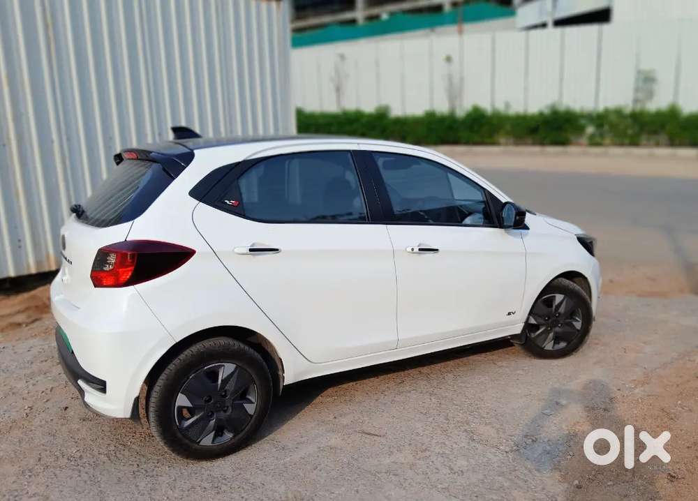 Tata Tiago Lr (topend Variant)