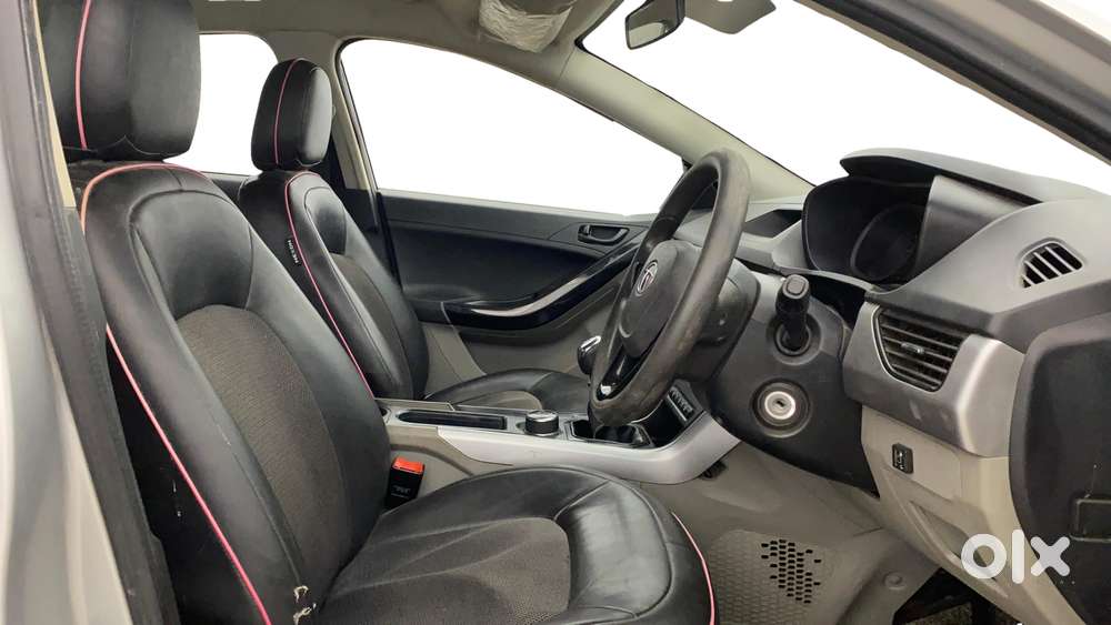 Tata Nexon 1.2 Revotron Xm, 2018, Cng & Hybrids
