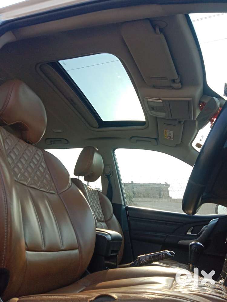 Mahindra Xuv500 W11 Option At, 2018, Diesel