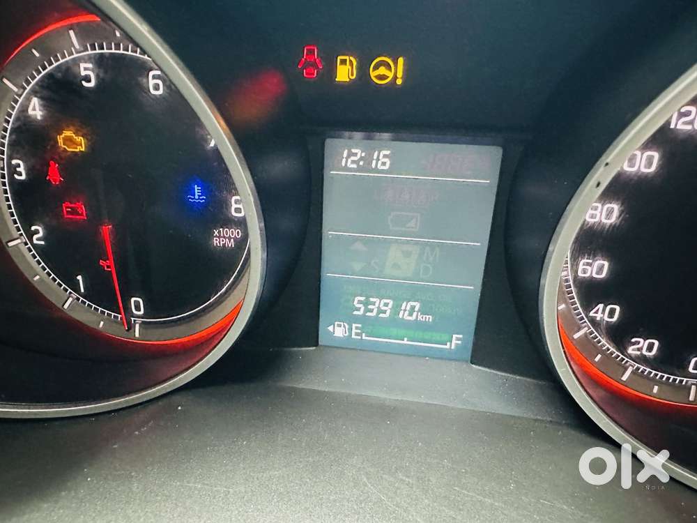 Maruti Suzuki Swift Vxi + Manual, 2021, Petrol