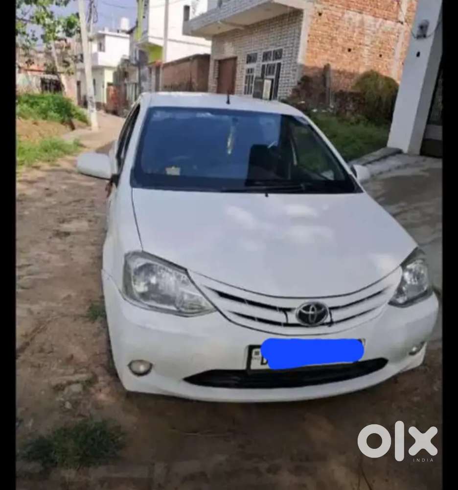 Toyota Etios 2013 Petrol