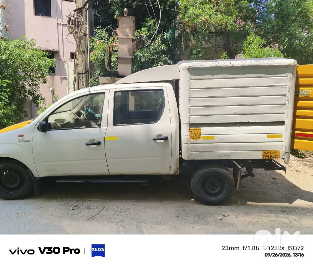 Mahindra Genio Diesel 2012