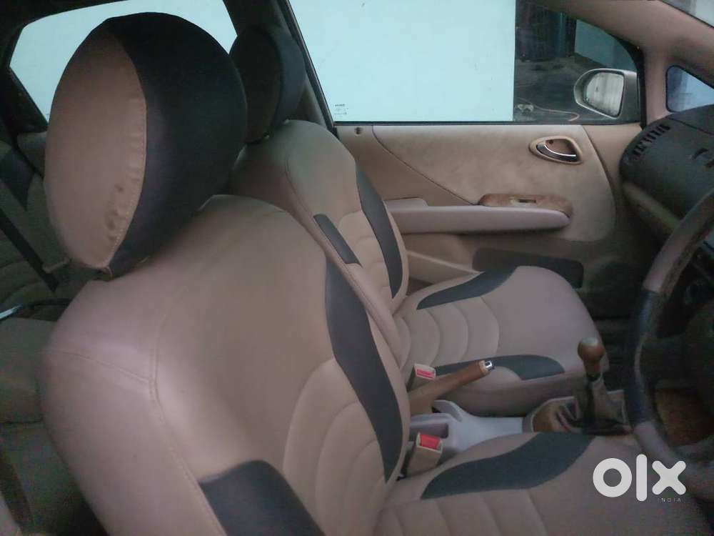 Honda City Zx 2005 Petrol Well Maintained