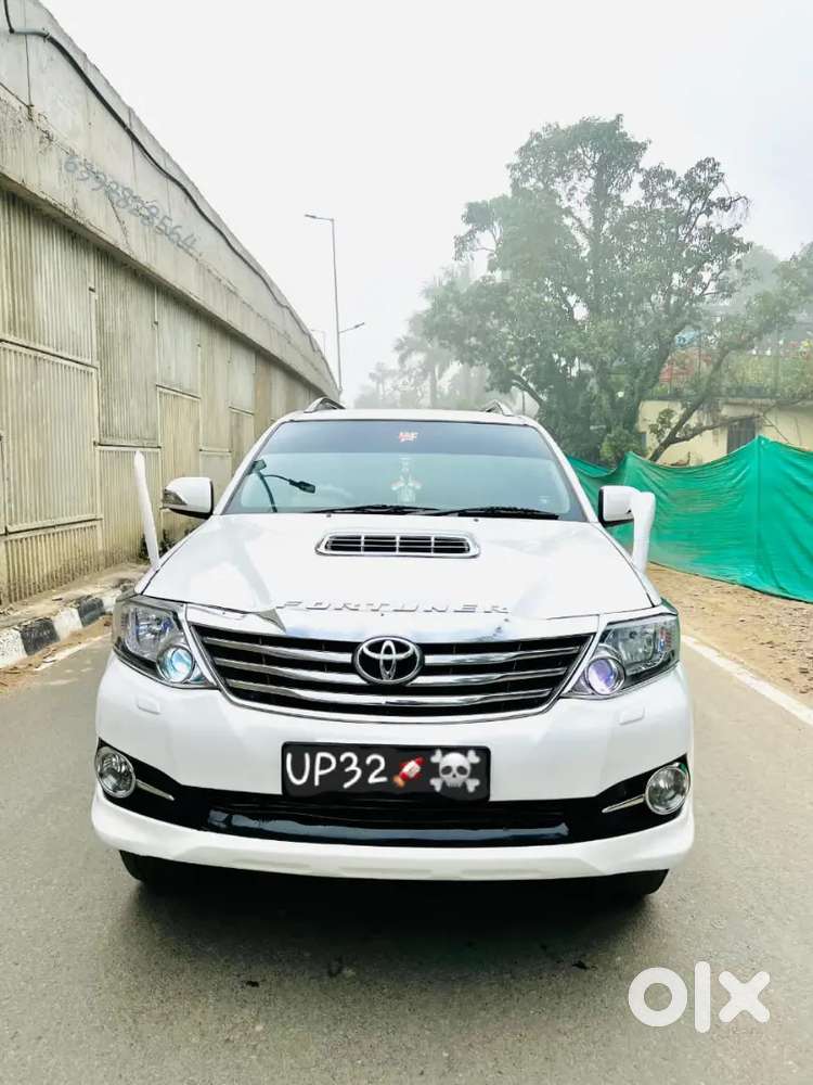 (argent,sale) Fortuner Car 2013 Model Km 1,57,000
