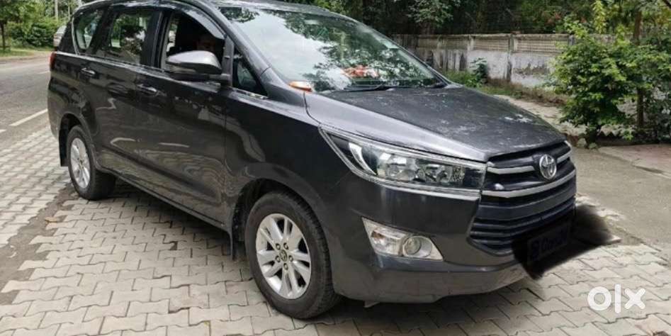 Toyota Innova Crysta 2018 129900 Km Driven