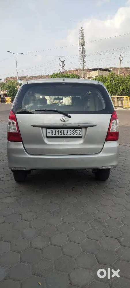 Toyota Innova Hycross 2009 Ready