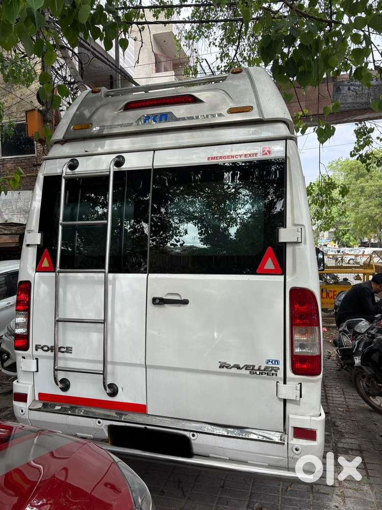 Force Motors Trax Cruiser 12 Str Ac, 2022, Diesel