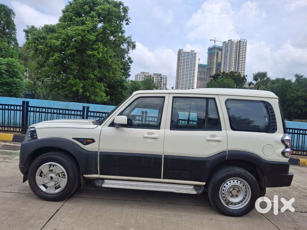 Mahindra Scorpio S4 Plus 9s, 2017, Diesel