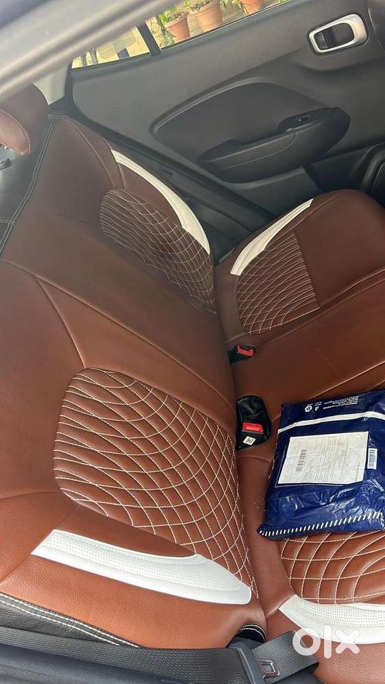 Hyundai Venue 2020 Petrol Well Maintained