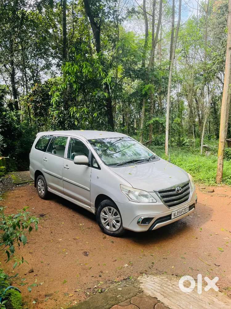 Toyota Innova 2012 Og Kerala