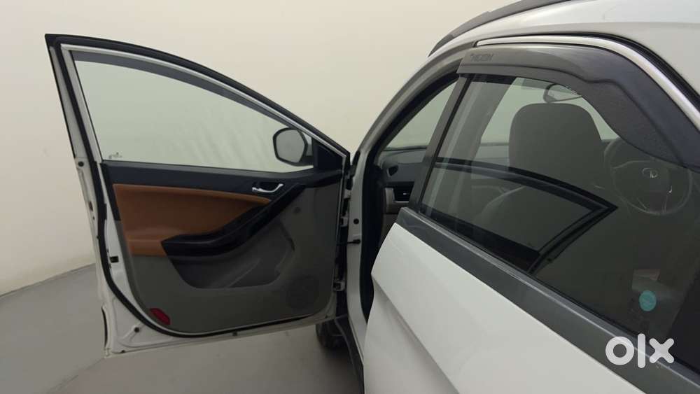 Tata Nexon 1.2 Revotron Xz Plus, 2019, Petrol