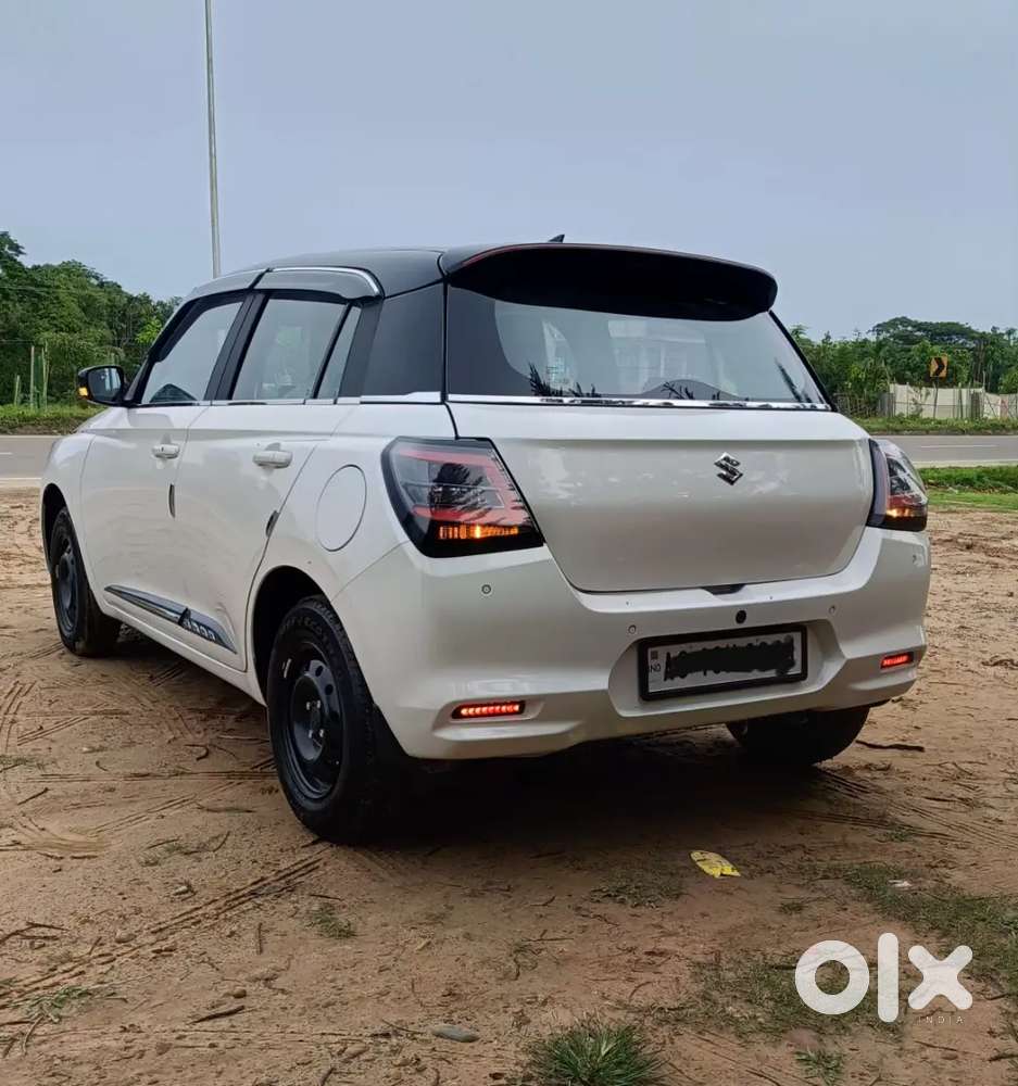 Maruti Suzuki New-gen Swift 2025 Petrol 1950 Km Driven