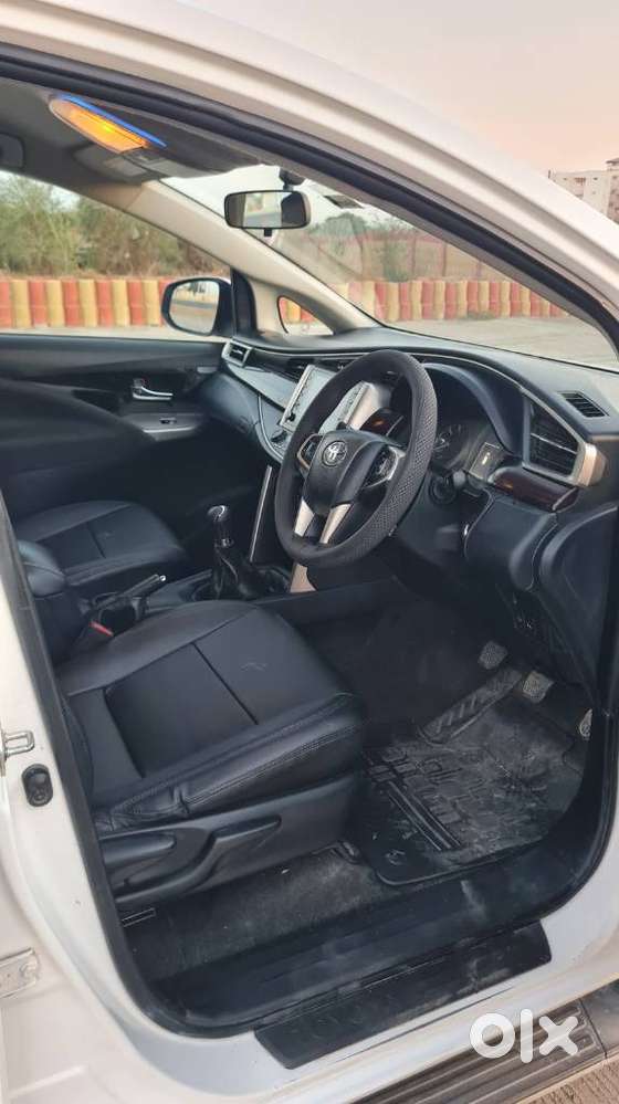 Toyota Innova Crysta 2.4 V 8 Str, 2022, Diesel
