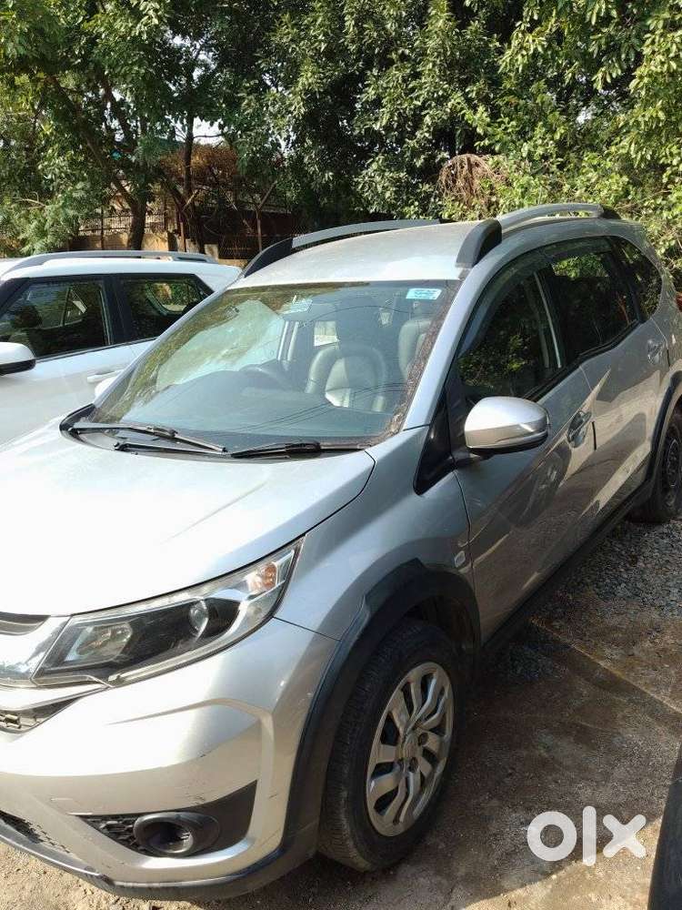 Honda Br-v 1.5 S I-vtec Mt, 2017, Cng & Hybrids