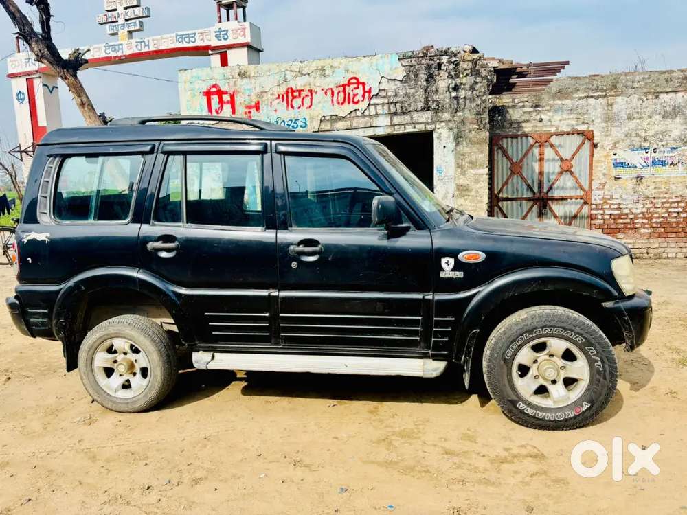 Mahindra Scorpio 2004