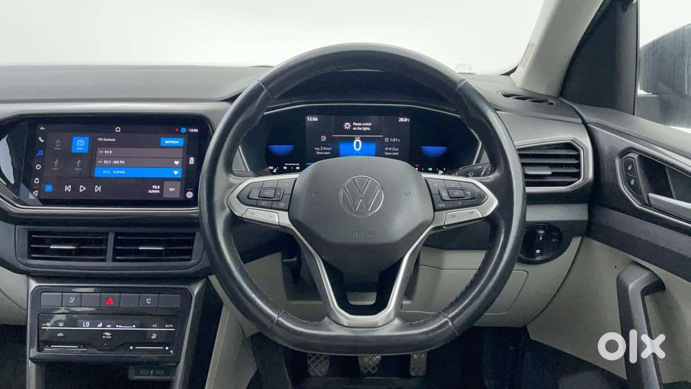 Volkswagen Taigun Topline 1.0 Tsi Mt (electric Seats), 2022, Petrol