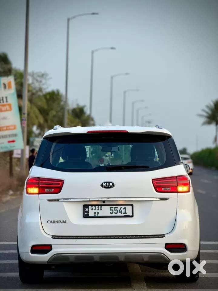 Kia Carnival Limousine, 2021, Diesel