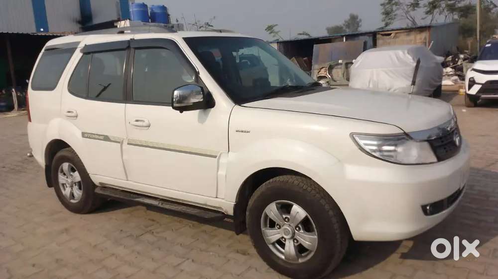 Tata Safari Storme 2016 Diesel 150000 Km Driven