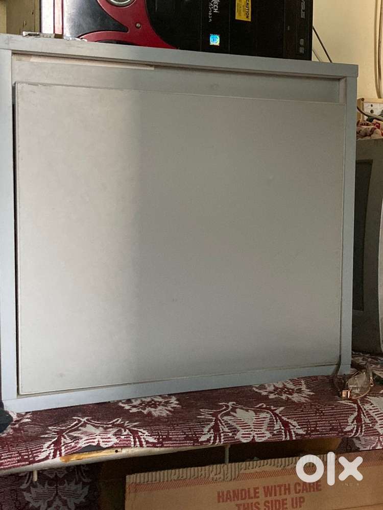 Wood storage cabnet