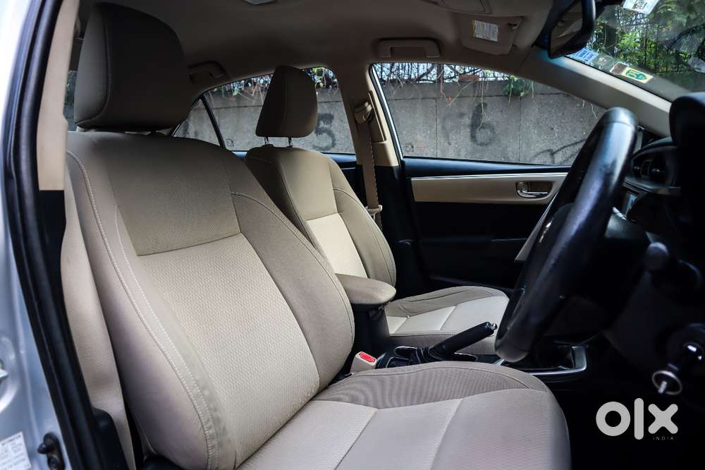 Toyota Corolla Altis [2014-2017] 1.8 G Cvt, 2015, Petrol