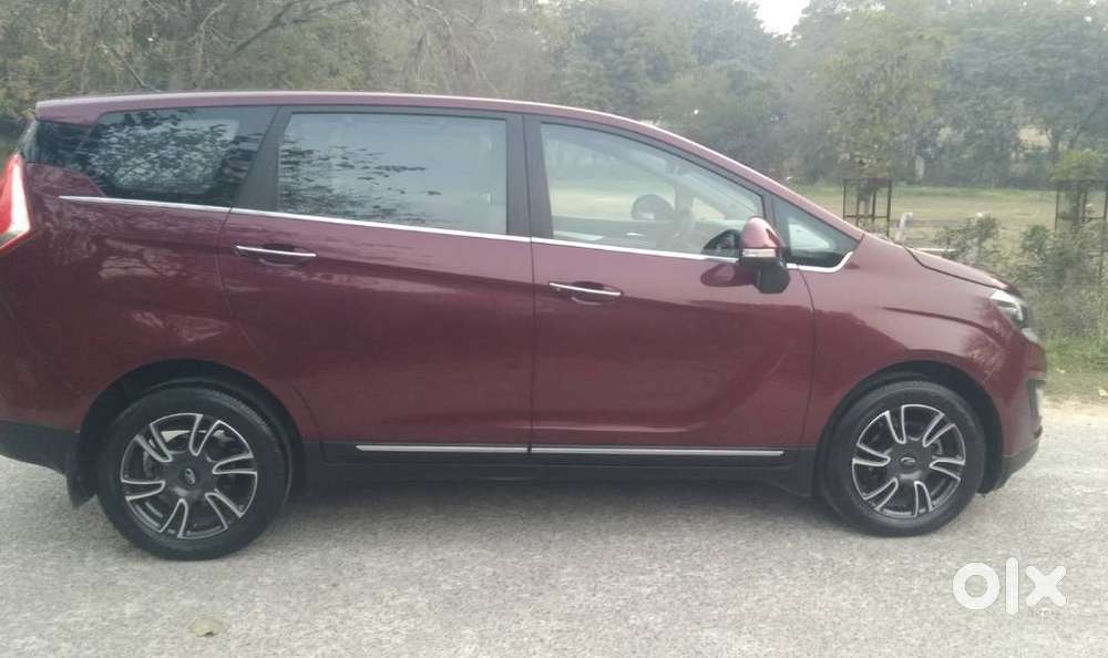 Mahindra Marazzo M8, 2019, Diesel