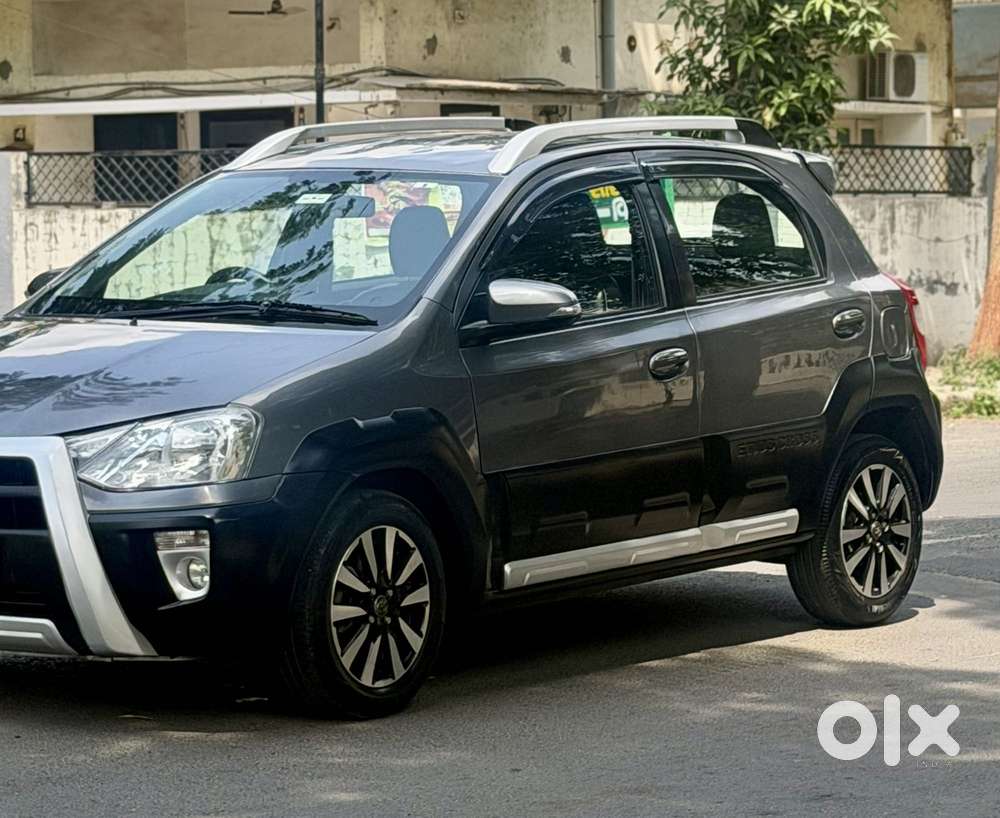 Toyota Etios Cross 1.5l V, 2015, Petrol