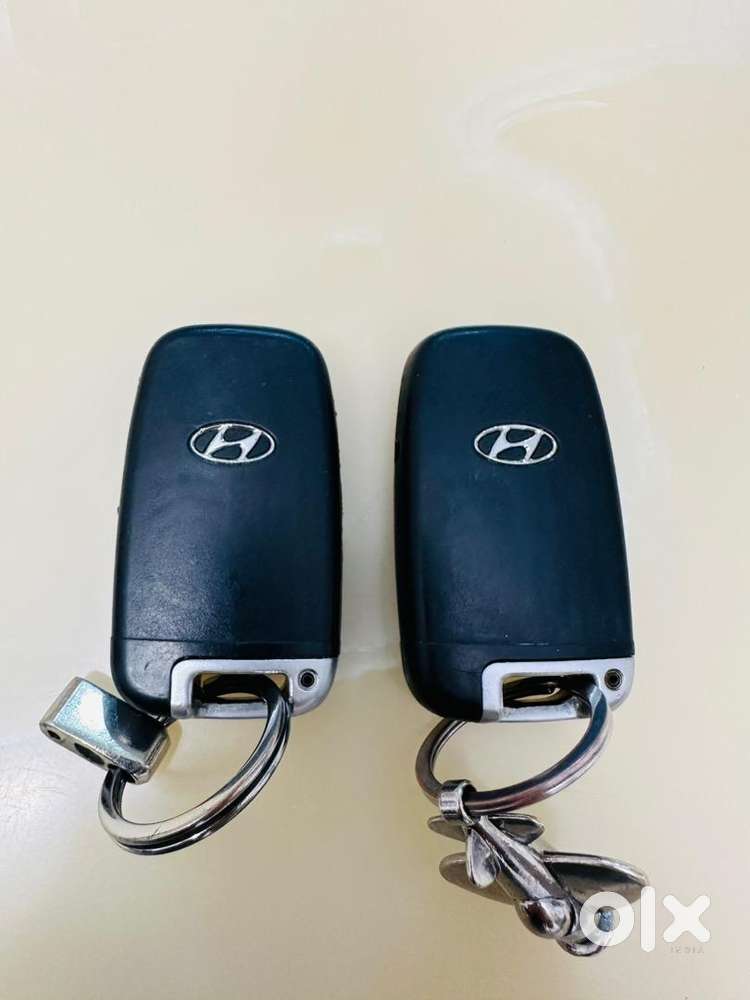 Hyundai New Elantra 2014 August Petrol Well Maintained