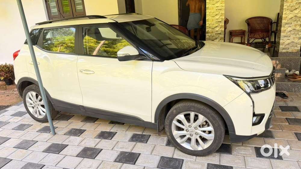 Mahindra Xuv300 2021 Petrol Well Maintained
