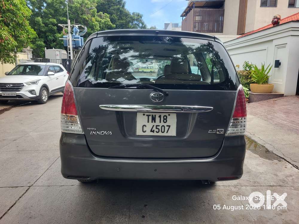 Toyota Innova 2.5 V 7 Str, 2010, Diesel