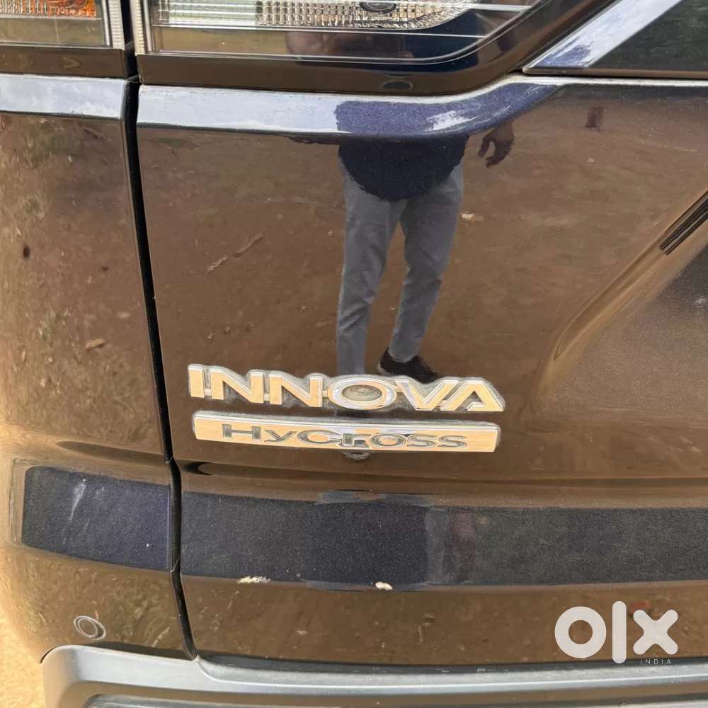 Toyota Innova Hycross 2.0 Zx (o) Hybrid 7 Str, 2024, Petrol