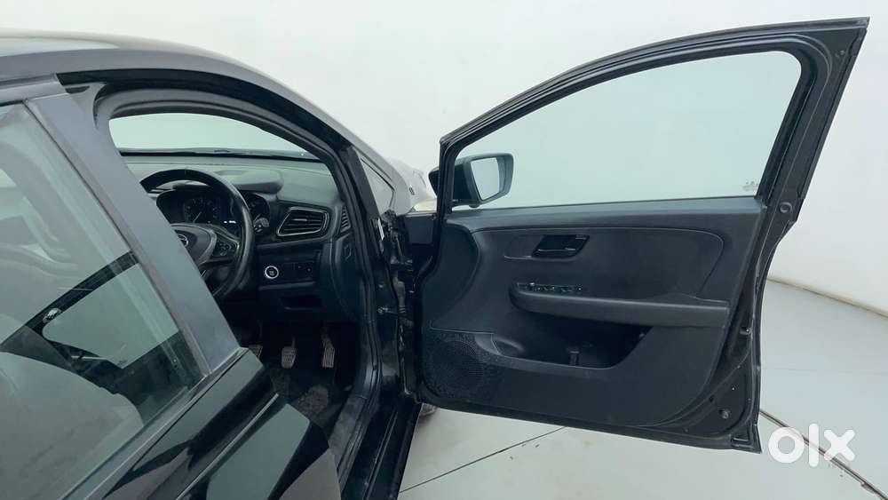 Tata Altroz 1.2 Xt Dark Edition Petrol, 2023, Petrol