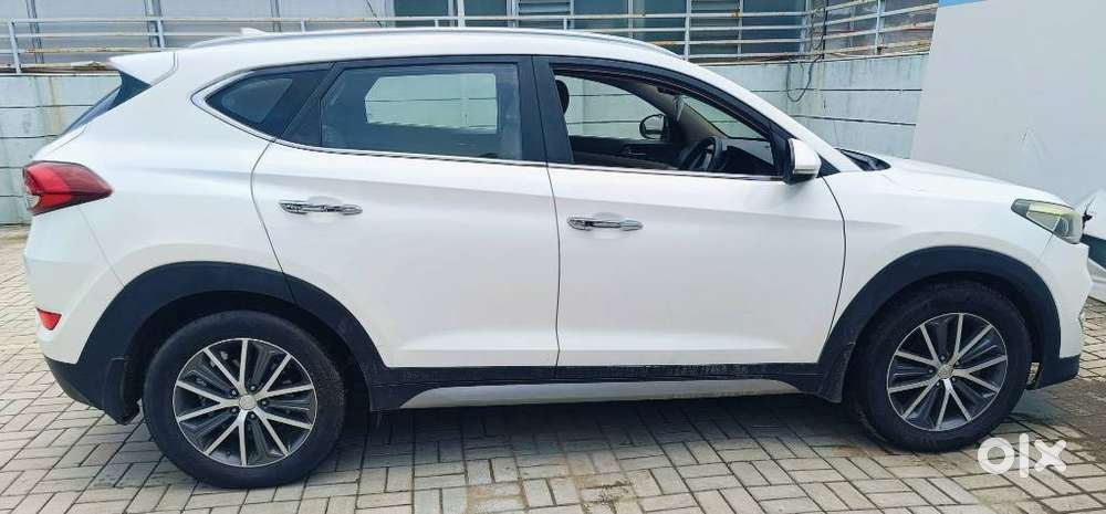 Hyundai Tucson [ ] 2.0 Gl (o) 2wd At Diesel, 2017, Diesel