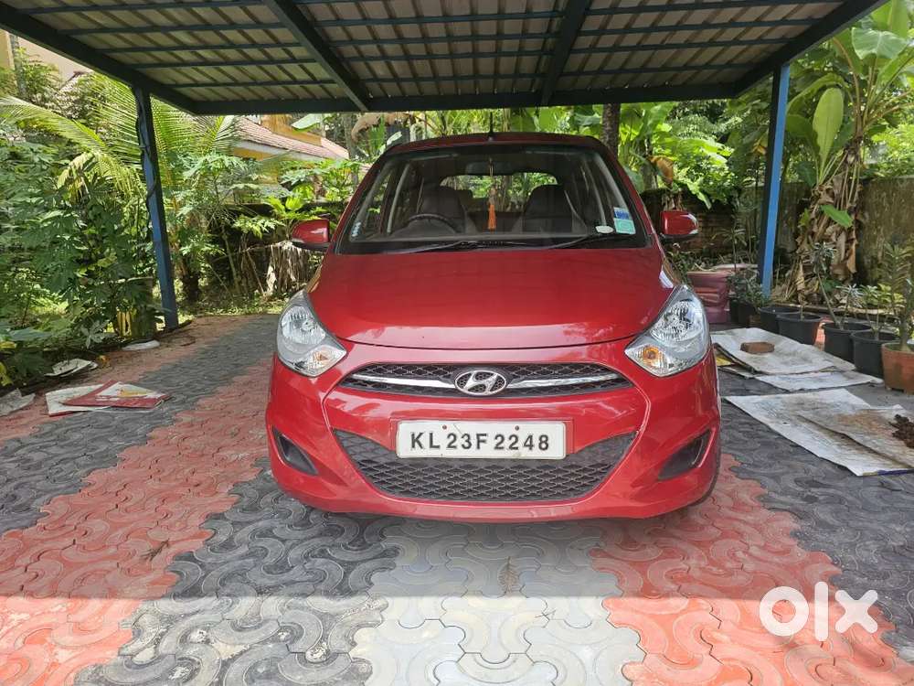 Hyundai I10 Sportz 2012 Car