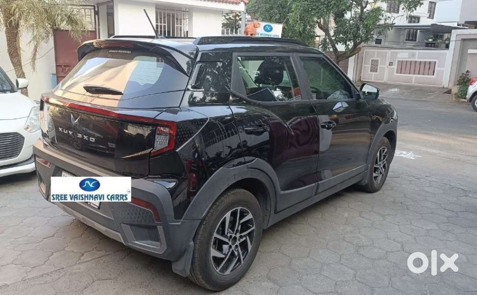 Mahindra Xuv 3xo Ax5 Ds Mt, 2025, Diesel