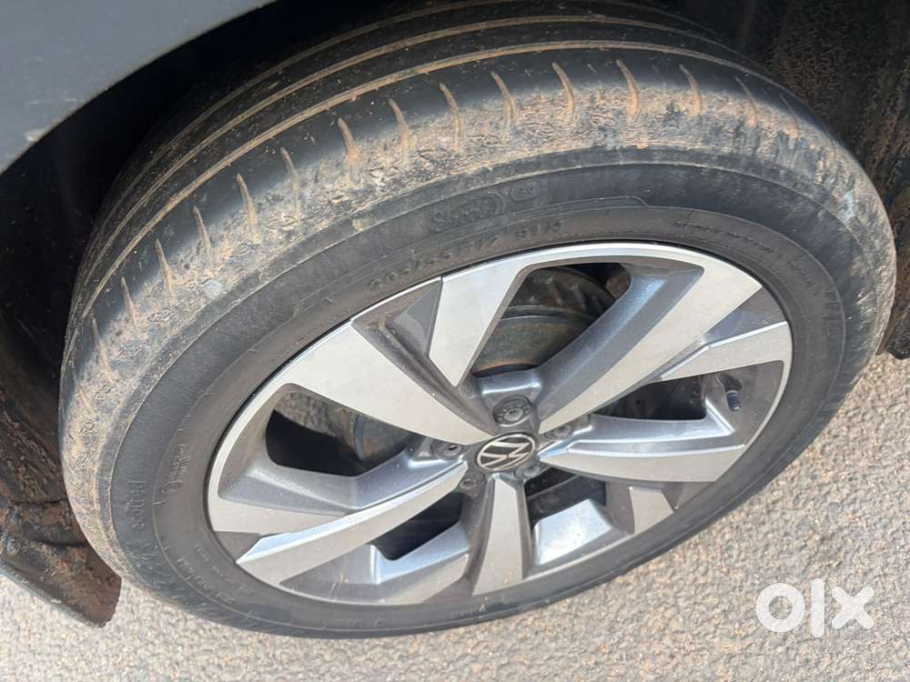 Volkswagen Taigun 1.0 Tsi Topline At, 2023, Petrol
