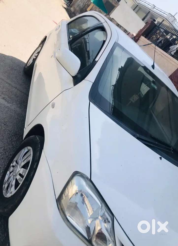 Toyota Etios Liva 2012