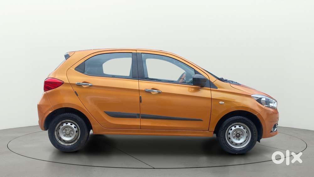 Tata Tiago 1.2 Revotron Xm, 2016, Petrol