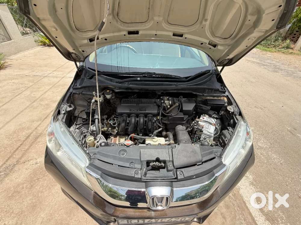 Honda City 1.5 V 4th Gen I-vtec Mt, 2016, Petrol