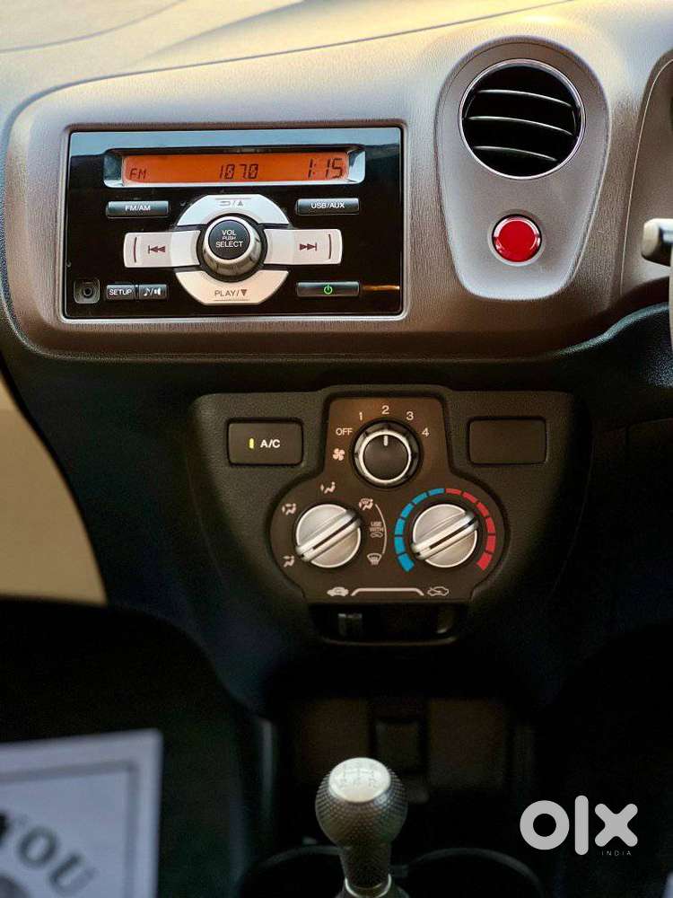 Honda Brio 2011-2013 V Mt, 2013, Petrol