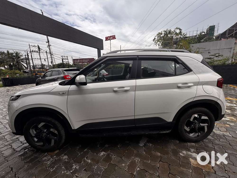 Hyundai Venue S 1.2 Petrol, 2020, Petrol