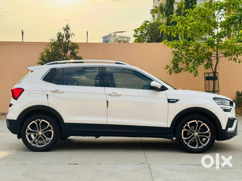 Skoda Kushaq 1.0 Tsi Style At, 2022, Petrol